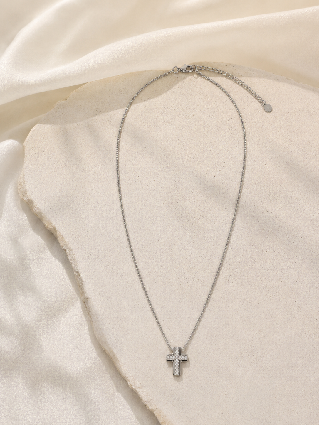 Collier Croix Femme Strass en Acier Inoxydable Argenté